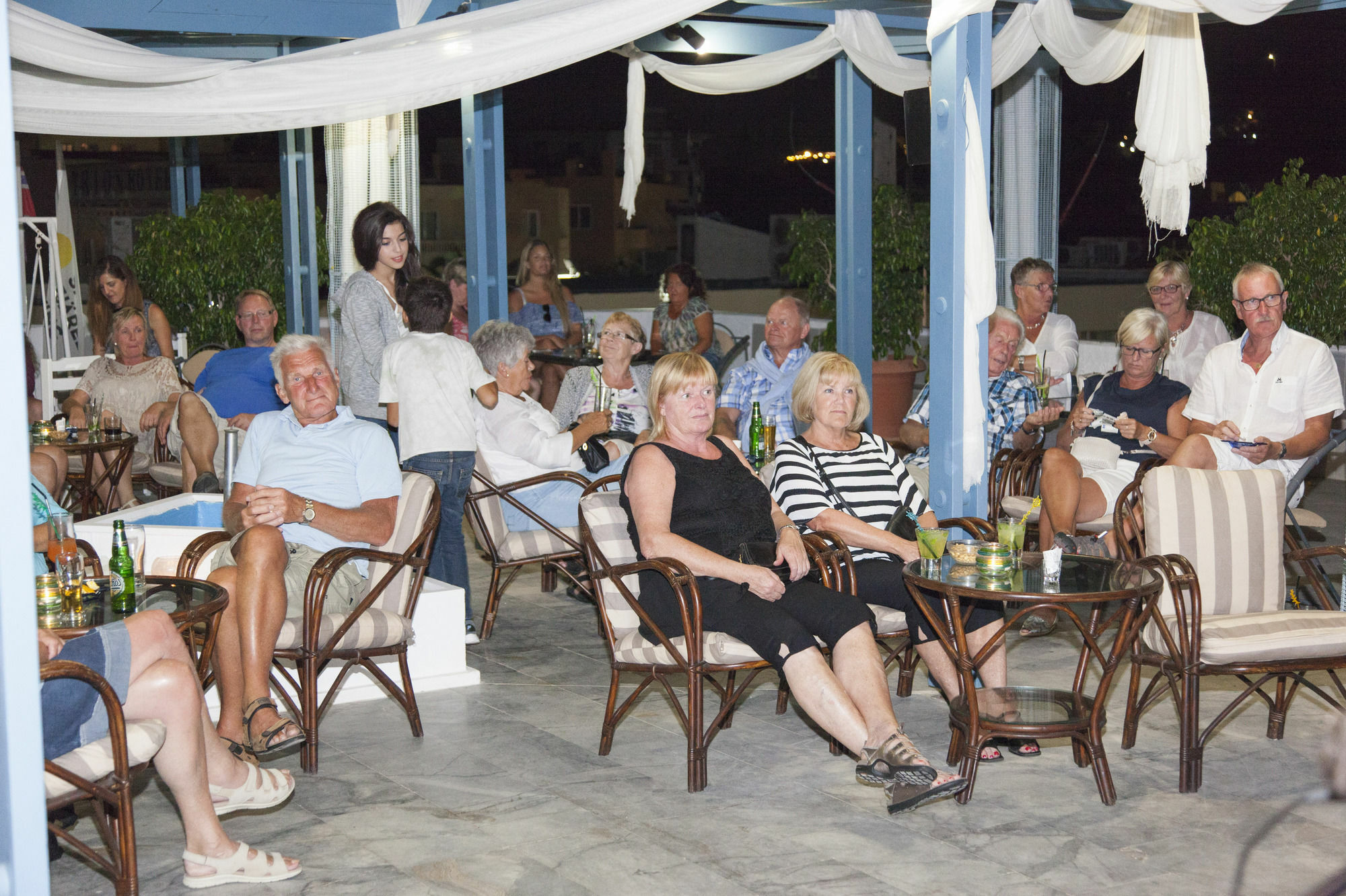 Seagull Hotel And Apartments Agia Marina Exterior foto